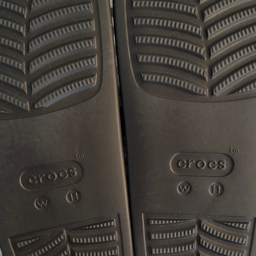CROCS Dylan platform clogs - Picture 2 of 2